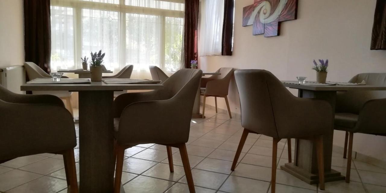 Nefeli Studios Loutra Edipsou  Extérieur photo